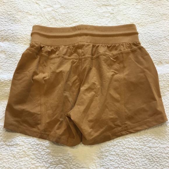 Like new ZYIA Active Canyon Shorts - Picture 3 of 4